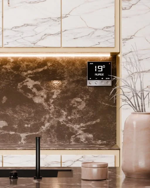 Visualisation d’un intérieur en marbre avec un écran mural